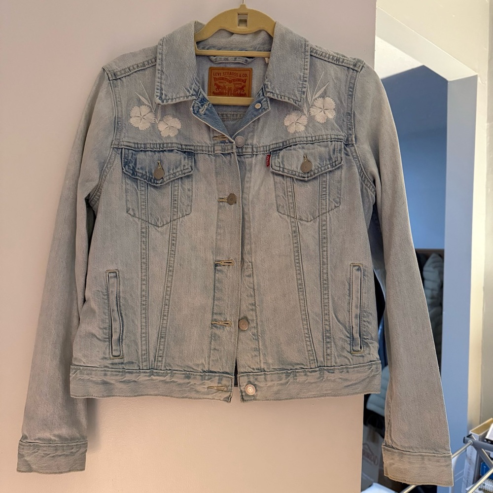 Levi's Floral Embroidered Light Blue Jean Jacket